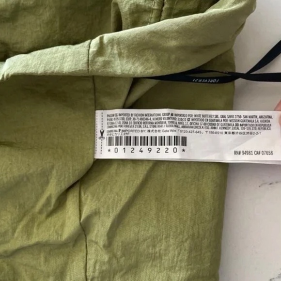 Forever 21 | Toggle Drawstring Halter Crop Top – Lace-Up Back, Size M - Picture 13 of 13